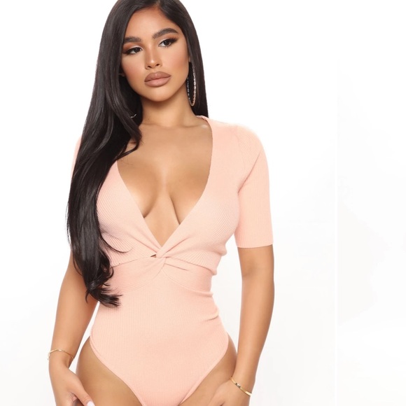 FashionNova New Bodysuit - Picture 2 of 2